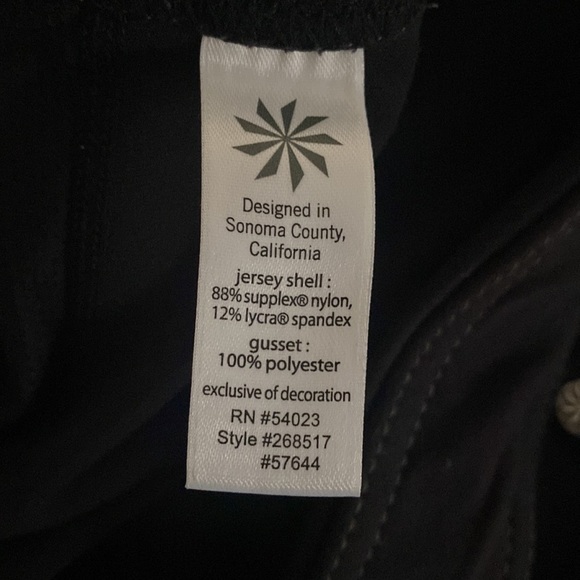 Athleta Bettona Black Skort Leggings Size Small - Picture 10 of 10